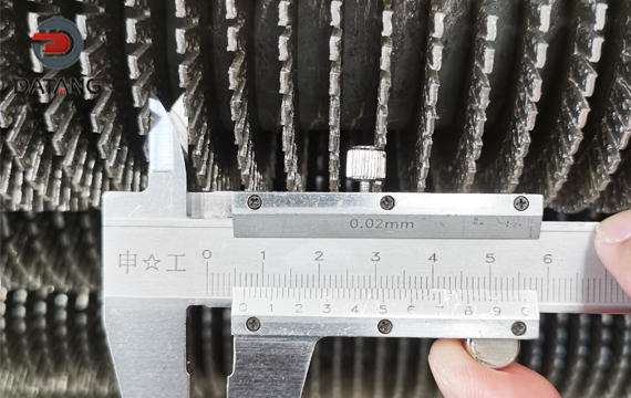 Serrated Fin Tube fins spacing detection