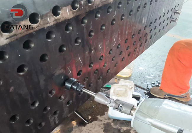 Heat Exchange Tubes and The Tube Sheet Holes-Tube Sheet Mechanical Expansion Heat Exchange Tubes and The Tube Sheet Holes-Tube Sheet Mechanical Expansion