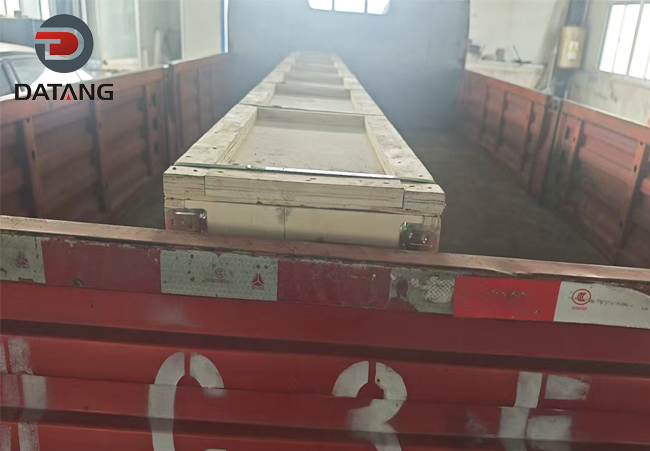 Loading and logistics of low fin tubes at Datang Finned Tube factory warehouse Loading and logistics of low fin tubes at Datang Finned Tube factory warehouse