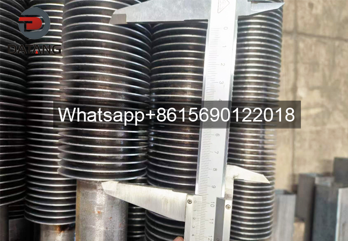 Measuring fin pitch tolerance on high frequency welded helical finned tubes