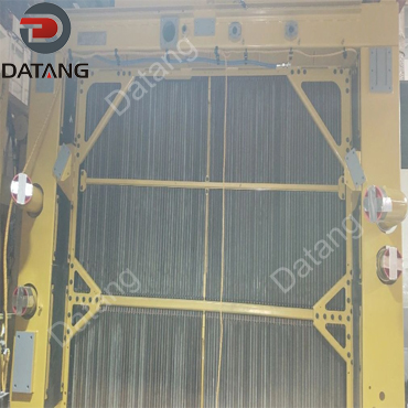 Full Copper Tube Radiator for Mining Heavy Trucks and Komatsu Inlet Outlet Connections