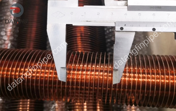 Extruded copper fin tube fin spacing detection