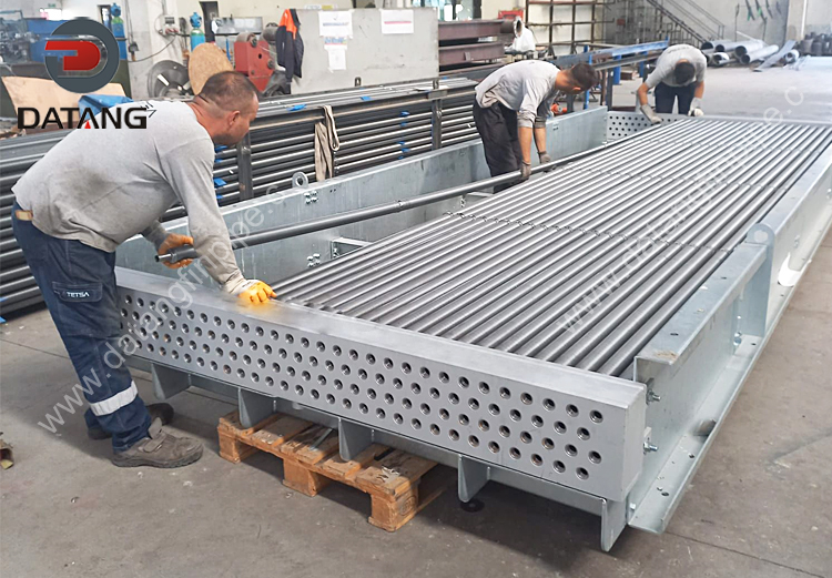 Industrial fin fan cooler for refinery cooling